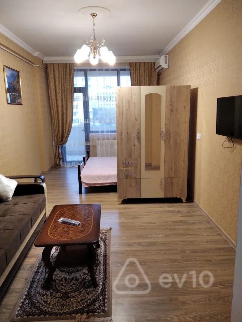 1 otaqlı mənzil, 50 m², Ruslan Cəfərov küçəsi — kirayə — Bakı