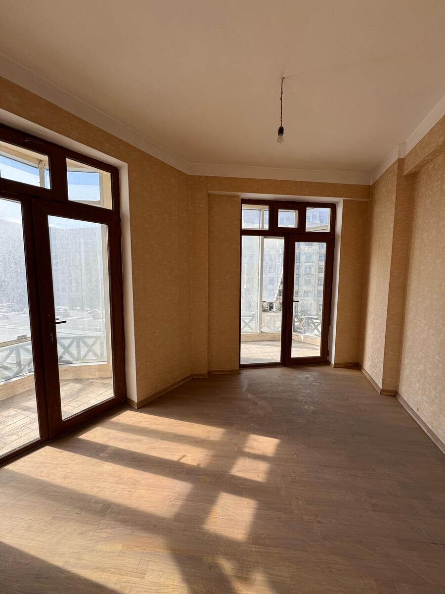 Satılır 6 otaqlı yeni tikili 266 m² — Mənzil, Bakı (9)