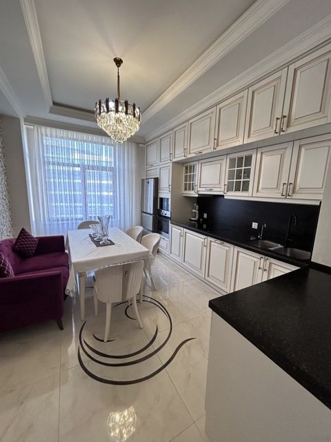 İcarəyə verilir 3 otaqlı yeni tikili 140 m² — Bakı