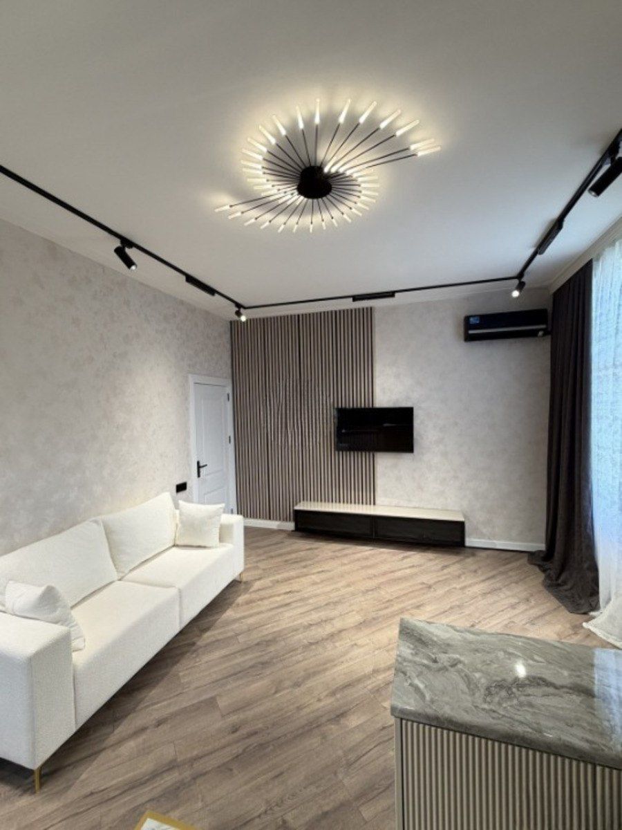 Satılır 2 otaqlı köhnə tikili 42 m² — Mənzil, Bakı (2)