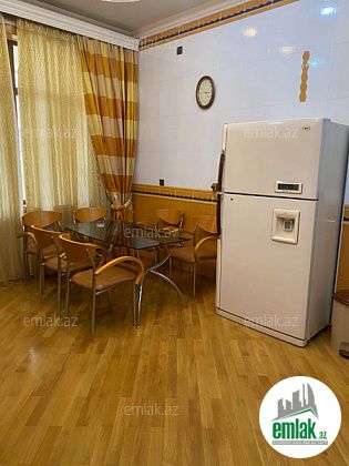 Satılır 8 otaqlı 350 m² villa Bakıxanov — Ev, villa (4)