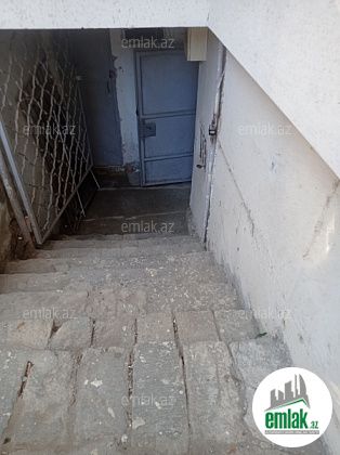 İcarəyə verilir 2 otaqlı 30 m² köhnə tikili Heydər Əliyev Mərkəzi — Mənzil