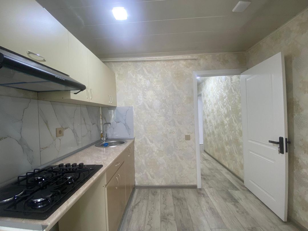 Satılır 2 otaqlı köhnə tikili 67 m² — Mənzil, Bakı (12)