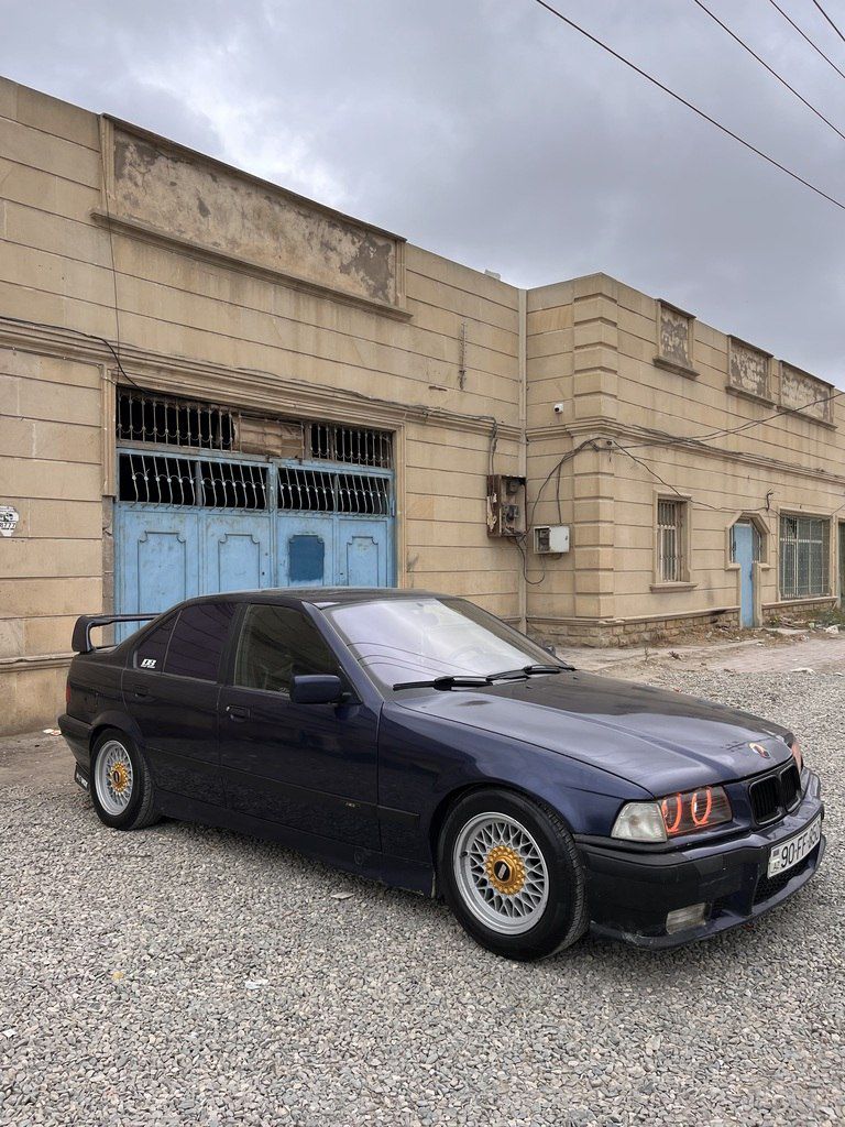 BMW 318, 1.8 L, 1994 il, 315 000 km — Avtomobillər, Bakı (2)