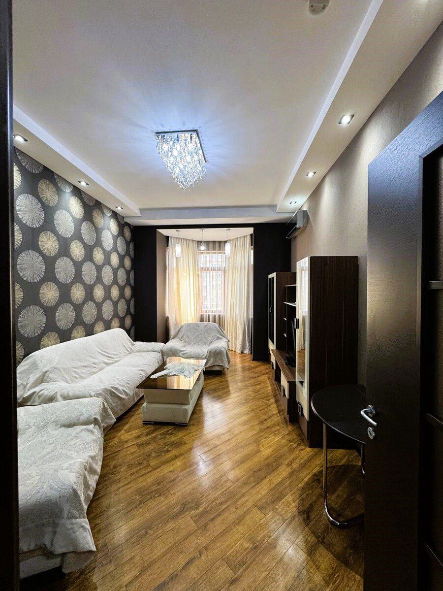 İcarəyə verilir 3 otaqlı köhnə tikili 110 m² — Mənzil, Bakı (2)