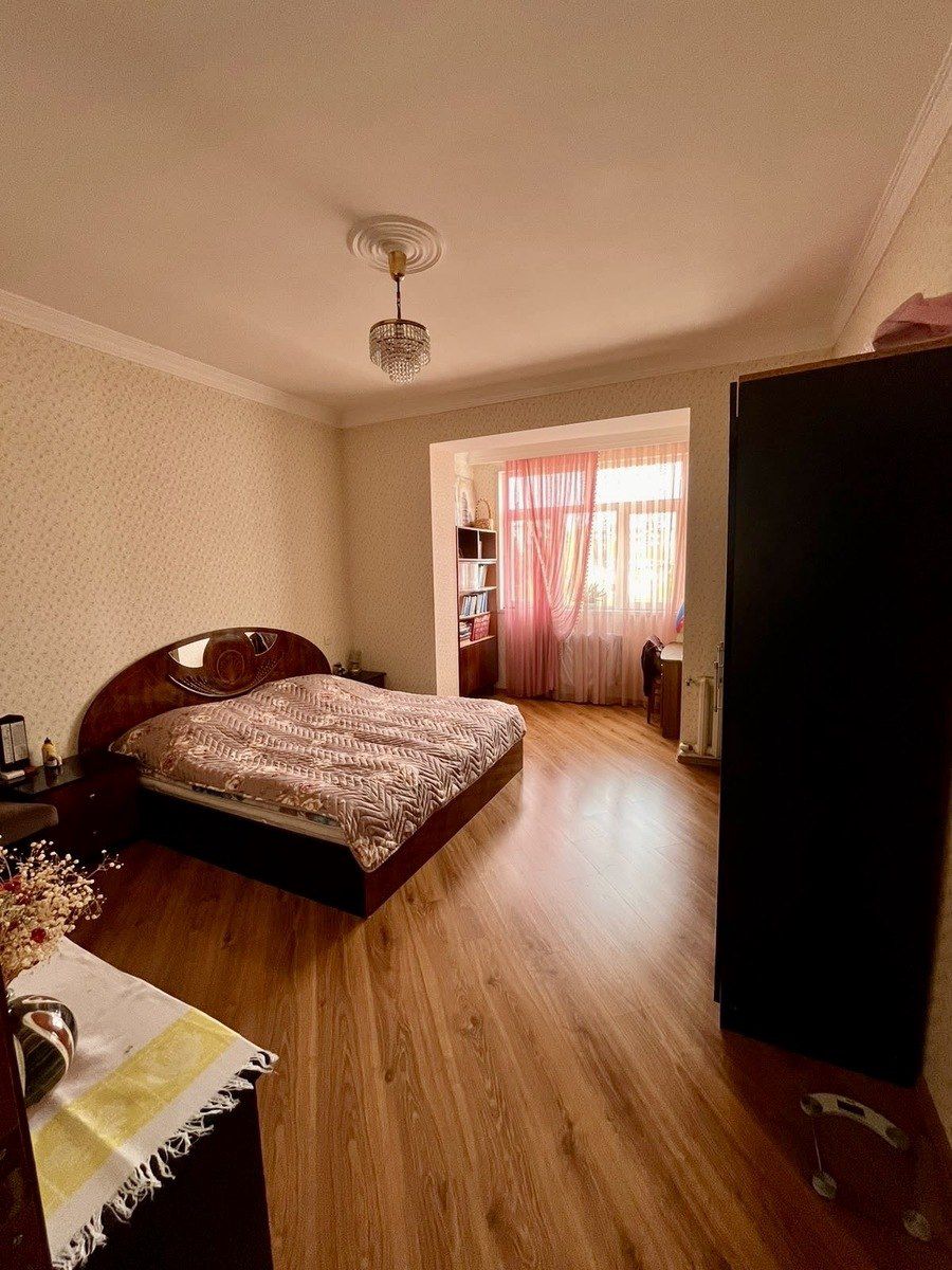Satılır 2 otaqlı köhnə tikili 65 m² — Mənzil, Bakı (3)
