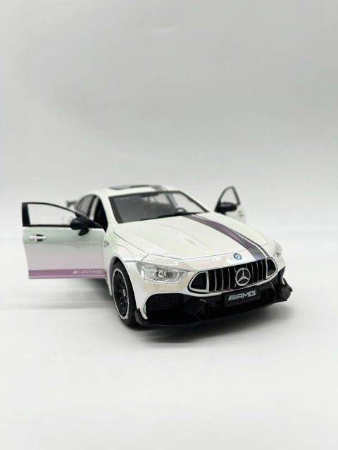Maşın Mercedes-Benz AMG GT63 Brabus, ağ — Bakı