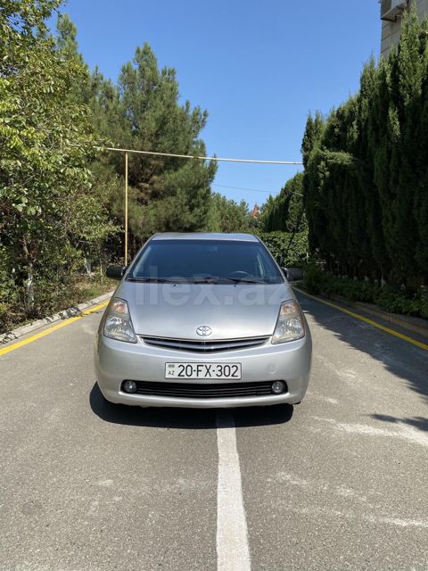 2007 Toyota Prius, 1.5 L, 2007, 320,000 km — Bakı