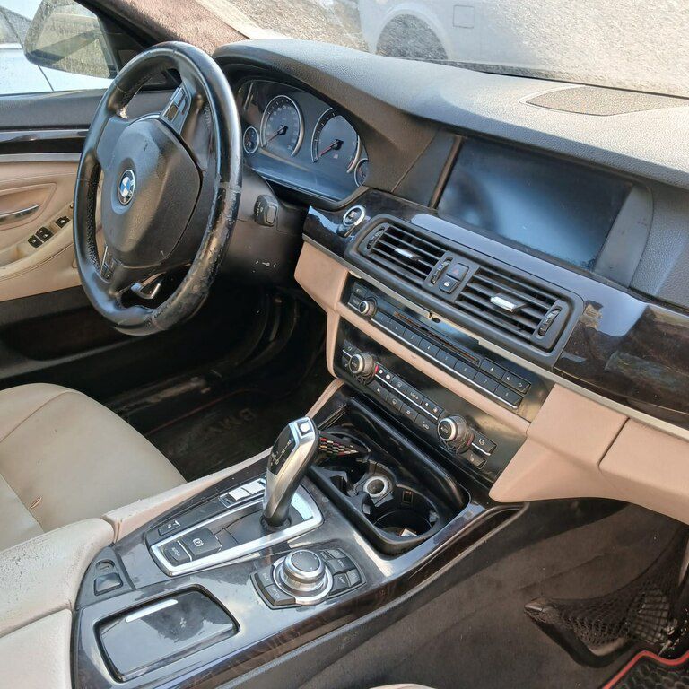 BMW 528, 2.0 L, 2012 il, 321 000 km — Avtomobillər, Bakı (2)