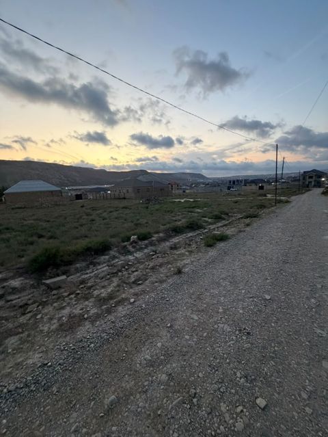 24 sot, Tikinti, Barter mümkündür, Bələdiyyə — Qobu