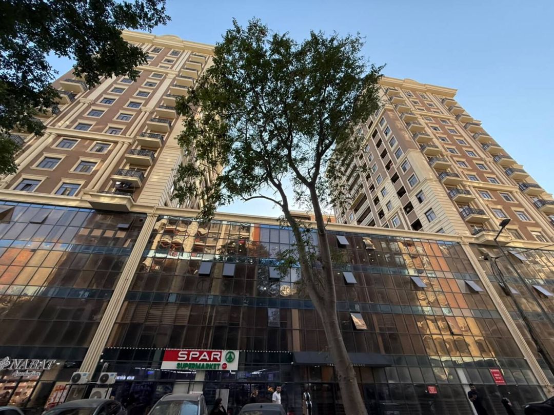 Satılır 4 otaqlı yeni tikili 185 m² — Mənzil, Bakı (3)