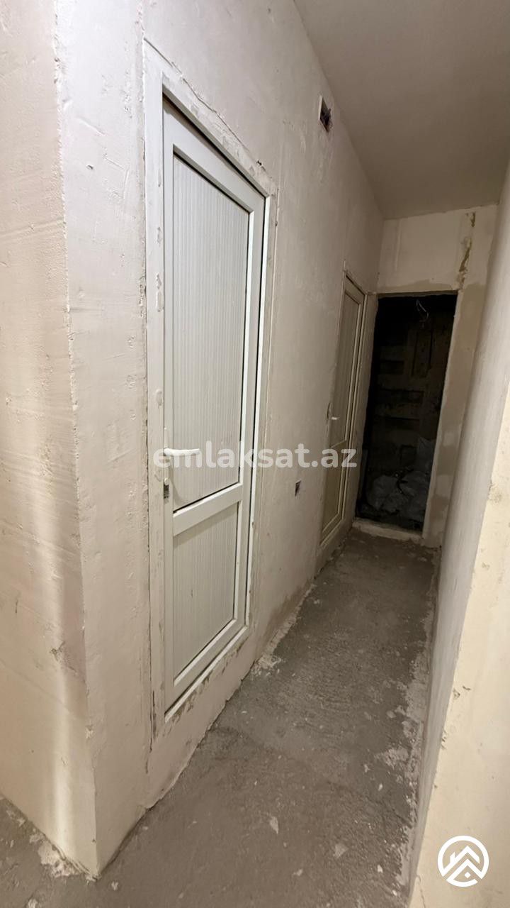 Satılır 4 otaq köhnə tikili 110 m², Xalqlar dostluğu metrosu — Mənzil, Bakı (11)