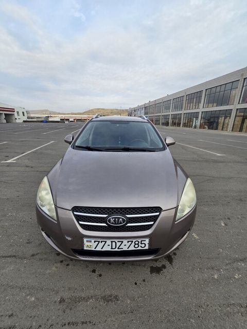 Kia Ceed SW, 1.6 L, 2008 il, 379 494 km — Bakı
