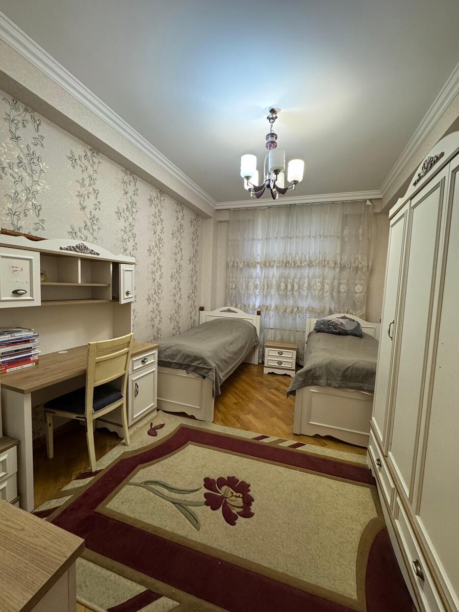 Satılır 4 otaqlı yeni tikili 140 m² — Mənzil, Bakı (7)