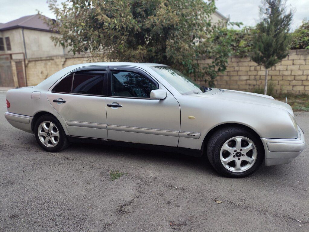 Mercedes E 280, 2.8 L, 1996 il, 337 383 km 10-KM-260 — Avtomobillər, Bakı (8)