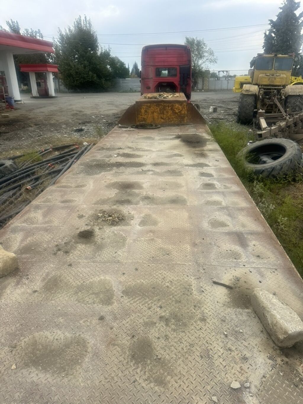 Ağır texnika daşımaq üçün traktor qoşqu komplekti - Çəkmə başlığı 04-BF-747 — Yük maşınları, Ağdam (6)