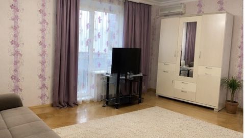 İcarəyə verilir 2 otaqlı köhnə tikili 85 m² — Bakı