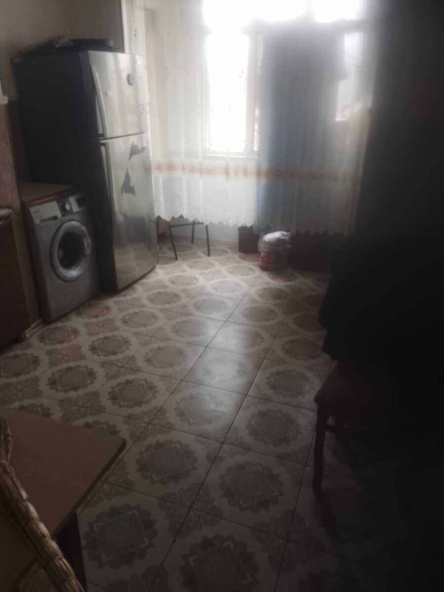 Satılır 2 otaqlı köhnə tikili 60 m² — Mənzil, Bakı (3)