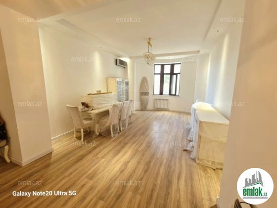 Satılır 3 otaqlı 130 m² yeni tikili Bakıxanov — Mənzil