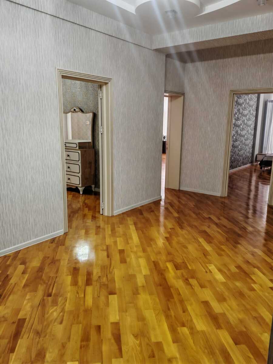 İcarəyə verilir 3 otaqlı yeni tikili 150 m² — Mənzil, Bakı (7)
