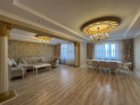 Satılır 4 otaqlı yeni tikili 265 m² — Bakı
