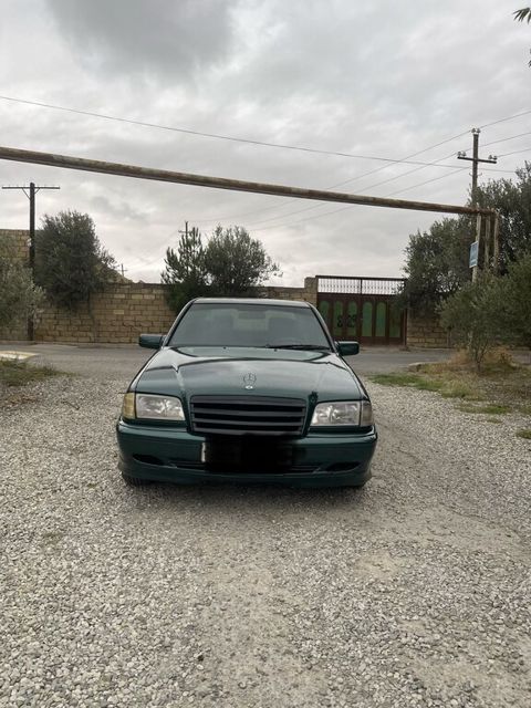 Mercedes C 220, 2.2 L, 1999 il, 242 557 km — Bakı