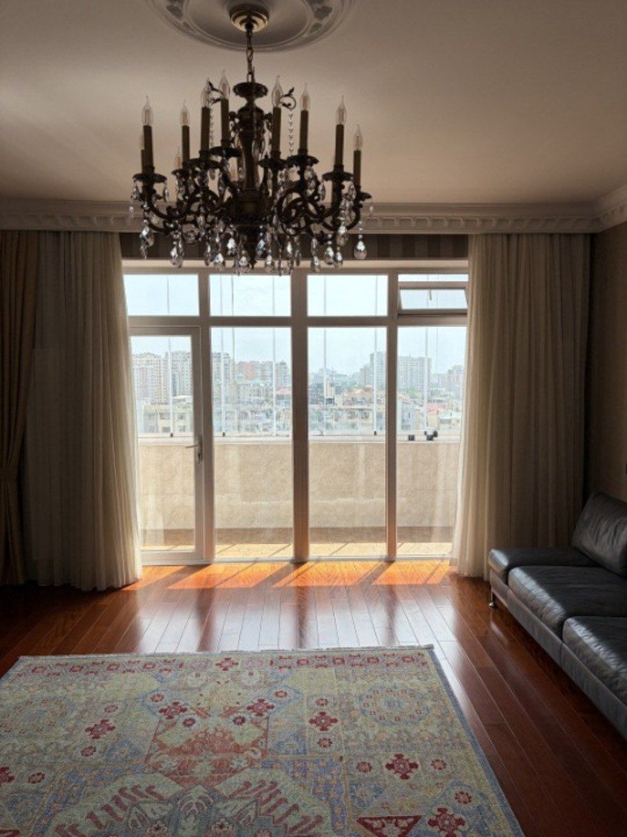 Satılır 4 otaqlı yeni tikili 145 m² — Mənzil, Bakı (8)
