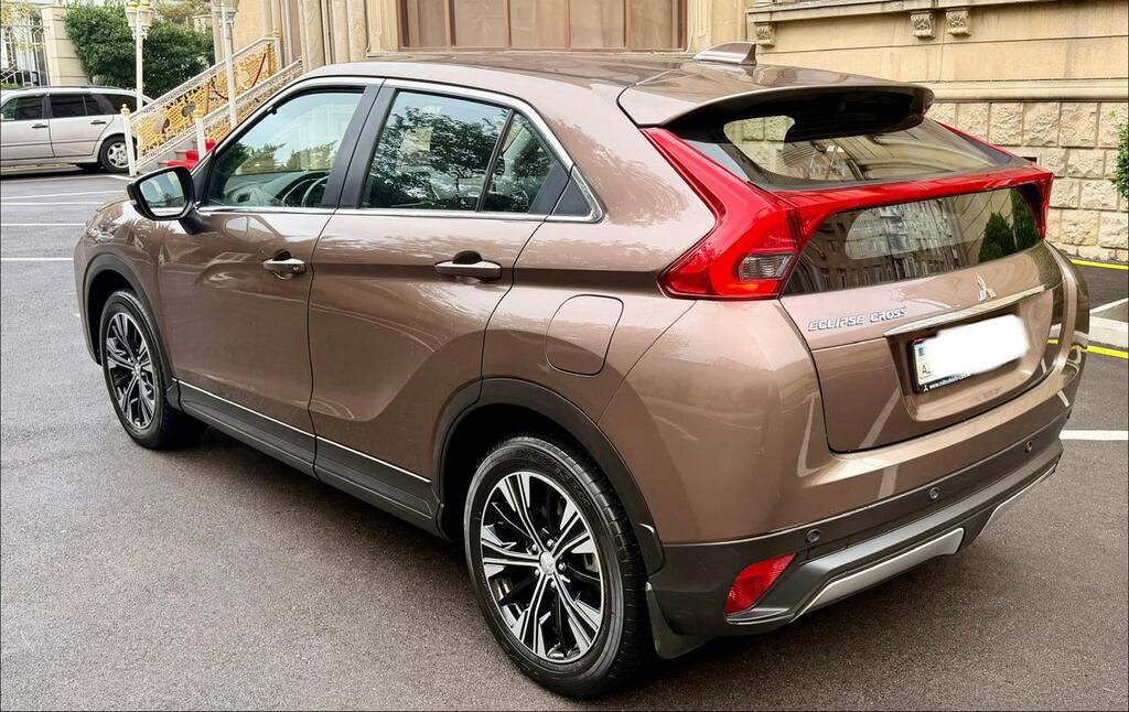 Mitsubishi Eclipse Cross, 2.0 L, 2019 il, 71 540 km — Avtomobillər, Bakı (7)