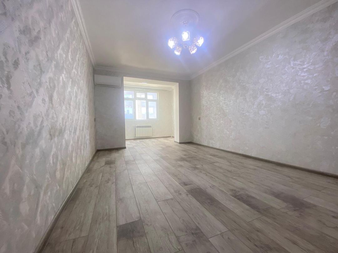 Satılır 2 otaqlı köhnə tikili 67 m² — Mənzil, Bakı (2)