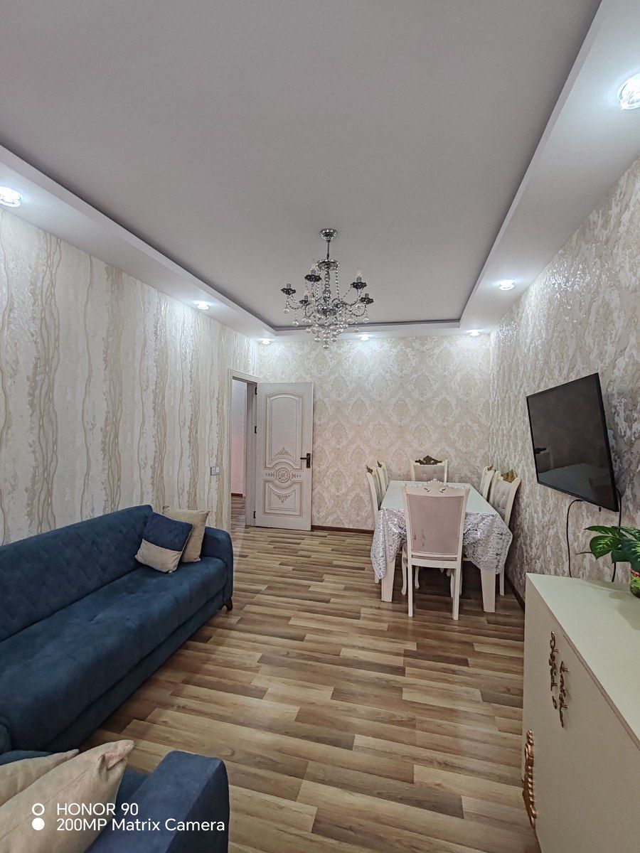 Satılır 3 otaqlı köhnə tikili 70 m² — Mənzil, Bakı (2)