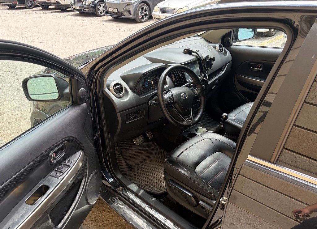 GWM (Great Wall Motor) Hover M4, 1.5 L, 2017 il, 180 000 km — Avtomobillər, Bakı (8)