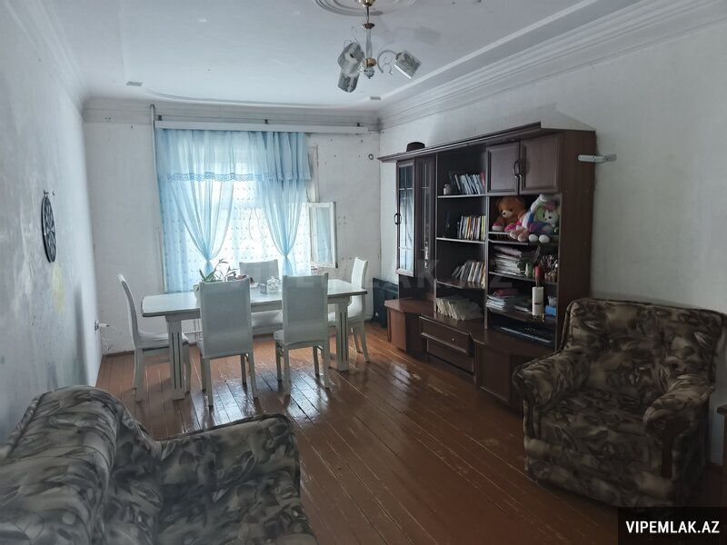 Binəqədi rayonunda 3 otaqlı Köhnə tikili Satılır, 80 m² — Mənzil, Bakı