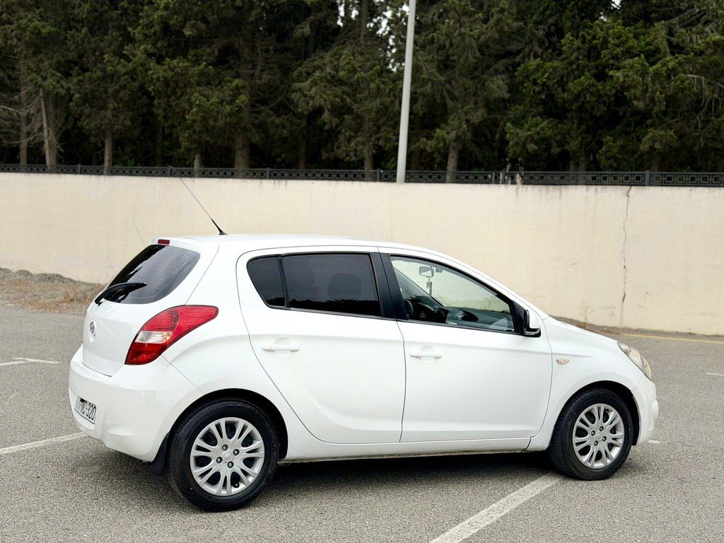 Hyundai i20, 1.4 L, 2011 il, 214 441 km 77-NC-320 — Avtomobillər, Sumqayıt (9)