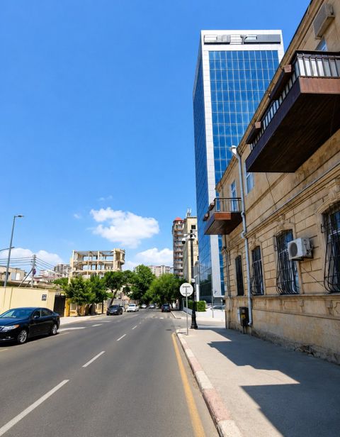 Satılır 3 otaqlı köhnə tikili 85 m² — Bakı