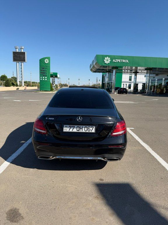 Mercedes E 300, 2.0 L, 2017 il, 170 000 km 77-QH-067 — Avtomobillər, Bakı (2)