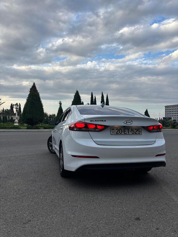 Hyundai Elantra, 2.0 L, 2016 il, 130 000 km 20-ET-525 — Avtomobillər, Gəncə (6)