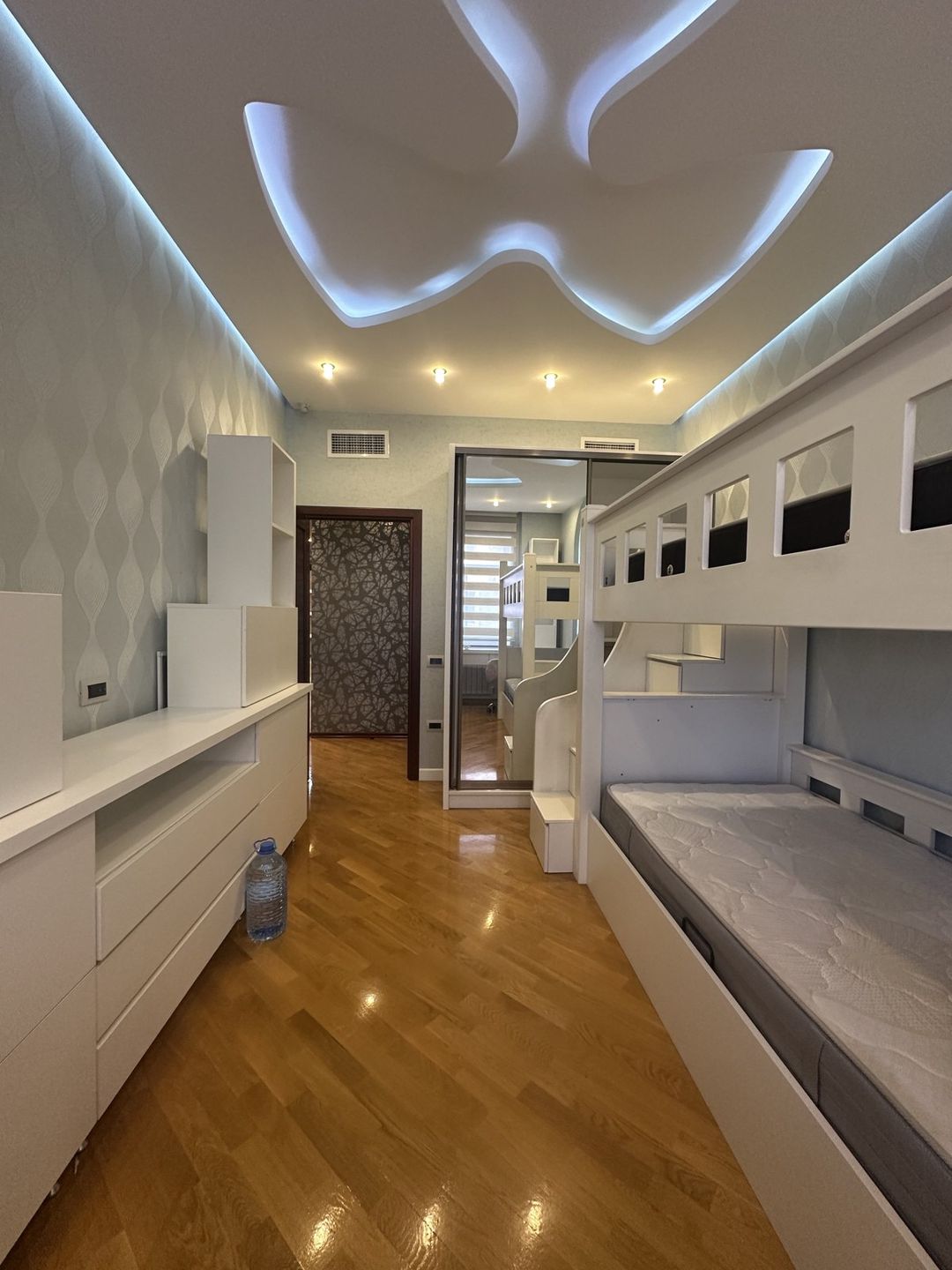 Satılır 3 otaqlı yeni tikili 130 m² — Mənzil, Bakı (6)