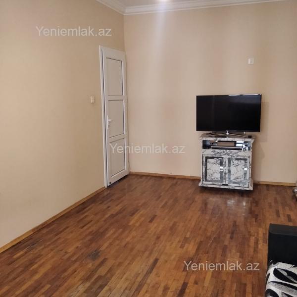 Satılır 3 otaqlı Bina evi menzil (Köhnə tikili), 80 m², Xətai rayonu — Mənzil, Bakı (10)
