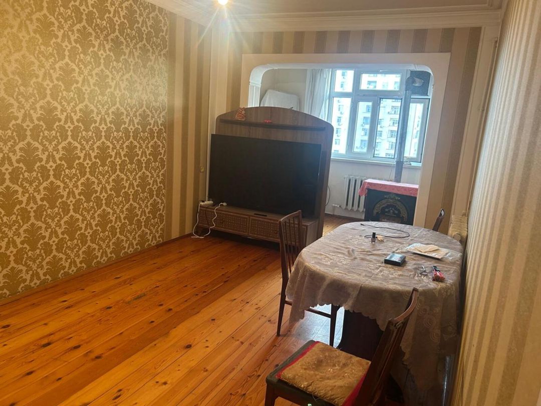 Satılır 3 otaqlı köhnə tikili 90 m² — Mənzil, Bakı (2)