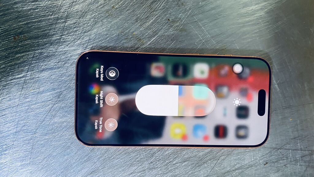 Qızılı, Face ID — Apple iPhone, Bakı (3)