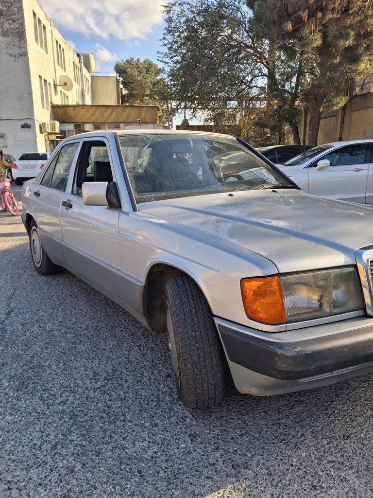 Mercedes 190, 2.0 L, 1991 il, 800 000 km 90-CZ-855 — Avtomobillər, Bakı (2)