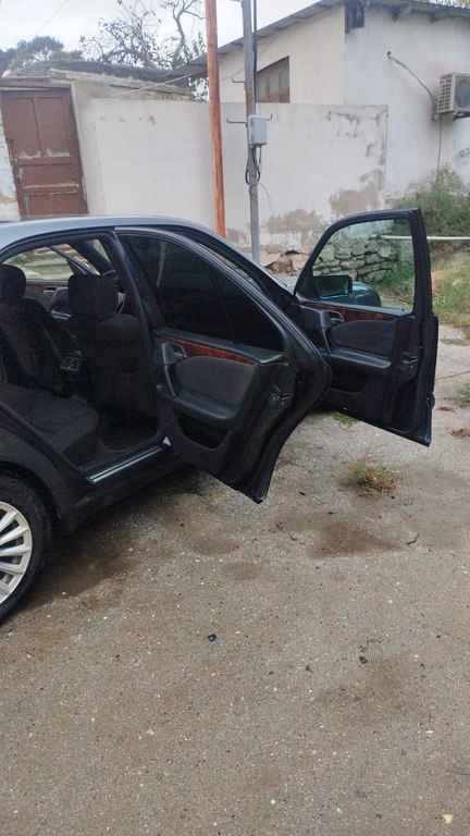 Mercedes E 240, 2.4 L, 1998 il, 370 000 km 99-BZ-372 — Avtomobillər, Bakı (9)
