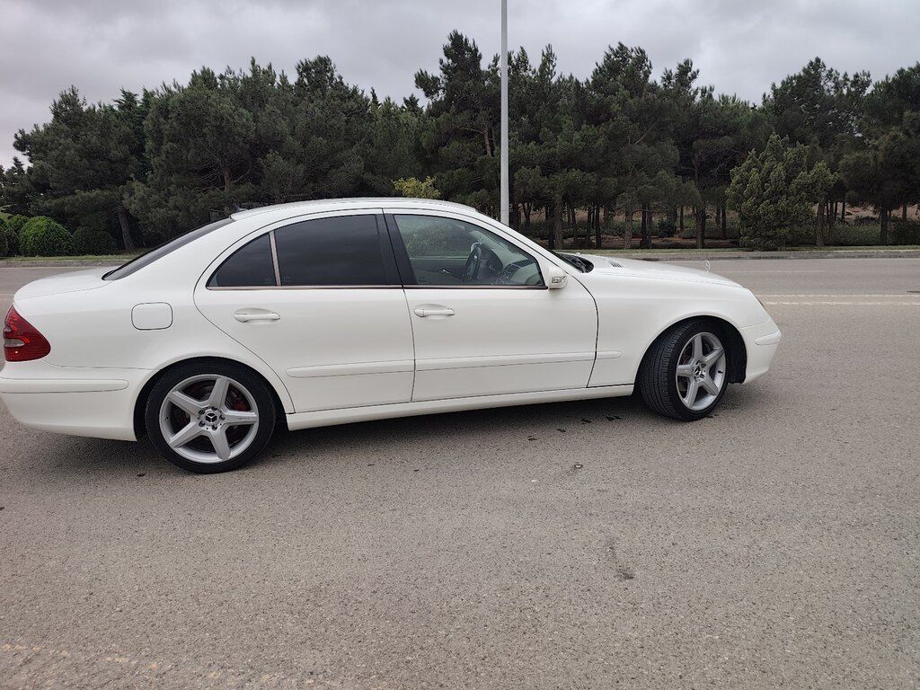 Mercedes E 200, 1.8 L, 2003 il, 221 000 km 99-MR-749 — Avtomobillər, Bakı (10)