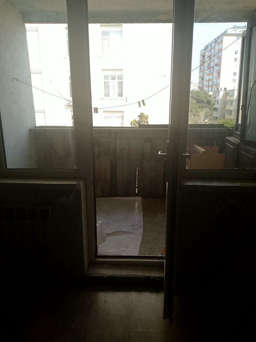 Satılır 1 otaqlı köhnə tikili 35 m² — Mənzil, Bakı (8)