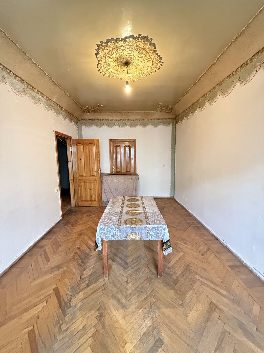 Satılır 3 otaqlı köhnə tikili 80 m² — Mənzil, Bakı