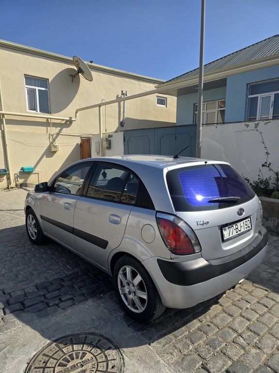 Kia Rio, 1.4 L, 2009 il, 98 000 km — Avtomobillər, Bakı (5)