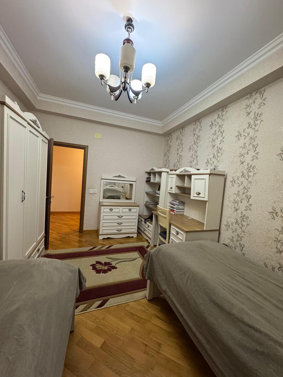 Satılır 4 otaqlı yeni tikili 140 m² — Mənzil, Bakı (6)