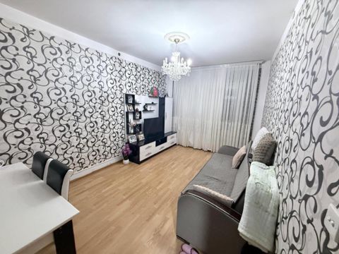 Satılır 2 otaqlı köhnə tikili 60 m² — Bakı
