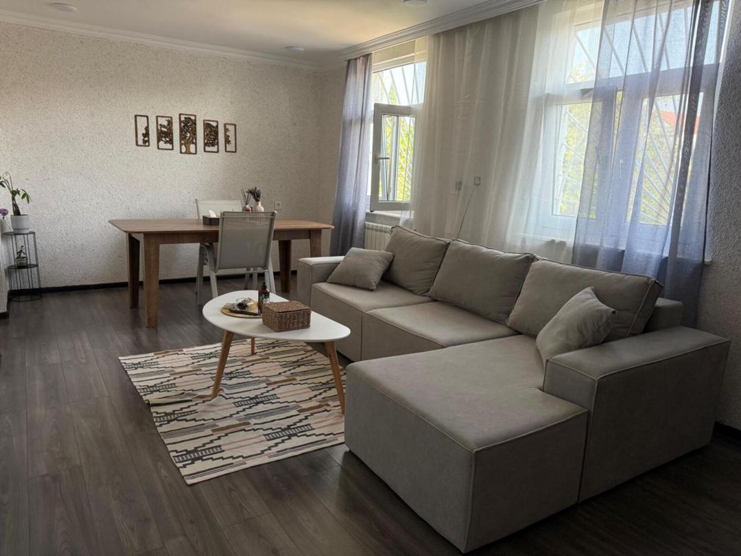 Satılır 5 otaqlı həyət evi/bağ evi 250 m² — Ev, villa, Bakı (5)