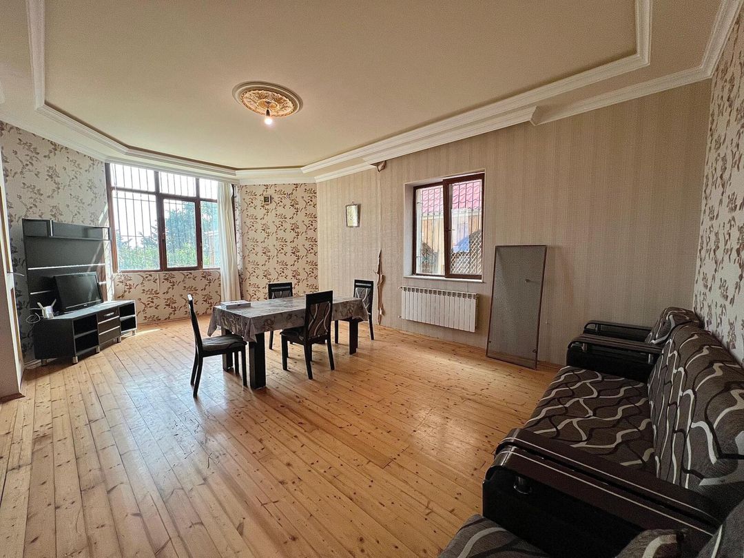 Satılır 7 otaqlı həyət evi/bağ evi 270 m² — Ev, villa, Bakı (2)